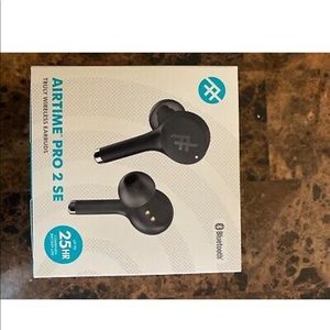 Zagg frog ear pods